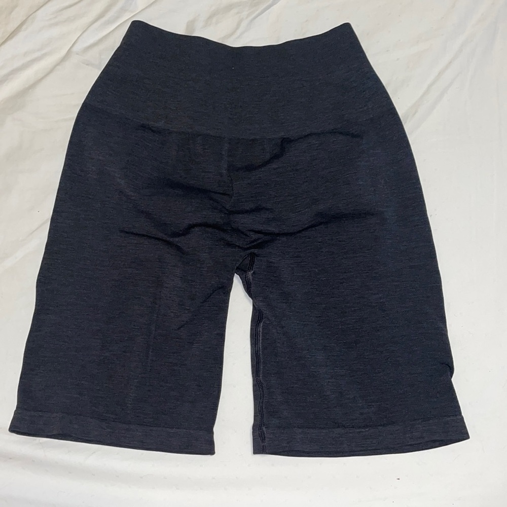 Alphalete amplify biker shorts